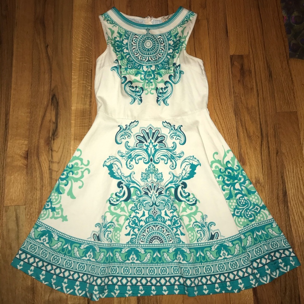 Super cute formal dress! light & airy